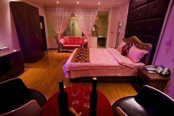 Yuxi Hongyuan Star Hotel Екстериор снимка